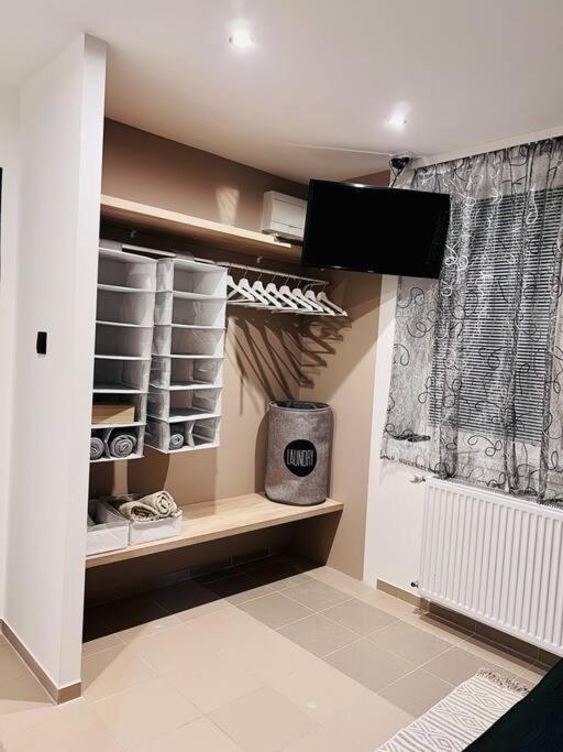 Sparrow Apartmens 2 - Vrabcia Ulica 9, *