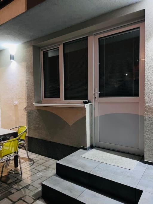 Sparrow Apartmens 2 - Vrabcia Ulica 9,