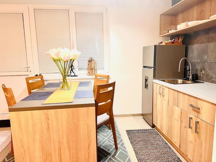 Sparrow Apartmens 2 - Vrabcia Ulica 9, *