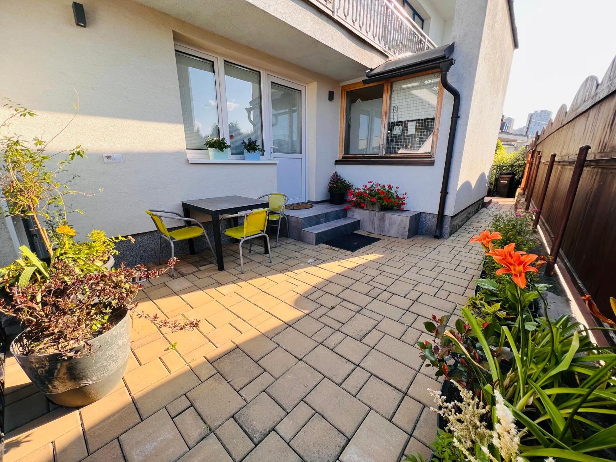 Sparrow Apartmens 2 - Vrabcia Ulica 9, * Kosice